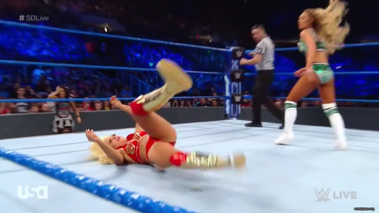 WWE_SmackDown_Live_2019_05_21_720p_HDTV_x264-NWCHD_mp40337.jpg