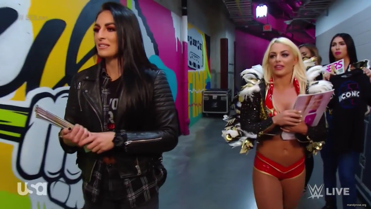 WWE_SmackDown_Live_2019_05_28_720p_HDTV_x264-NWCHD_mp40960.jpg