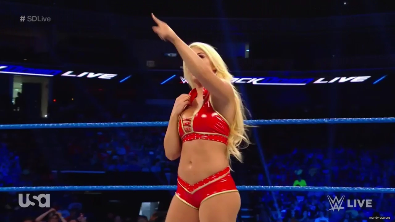 WWE_SmackDown_Live_2019_05_28_720p_HDTV_x264-NWCHD_mp41081.jpg