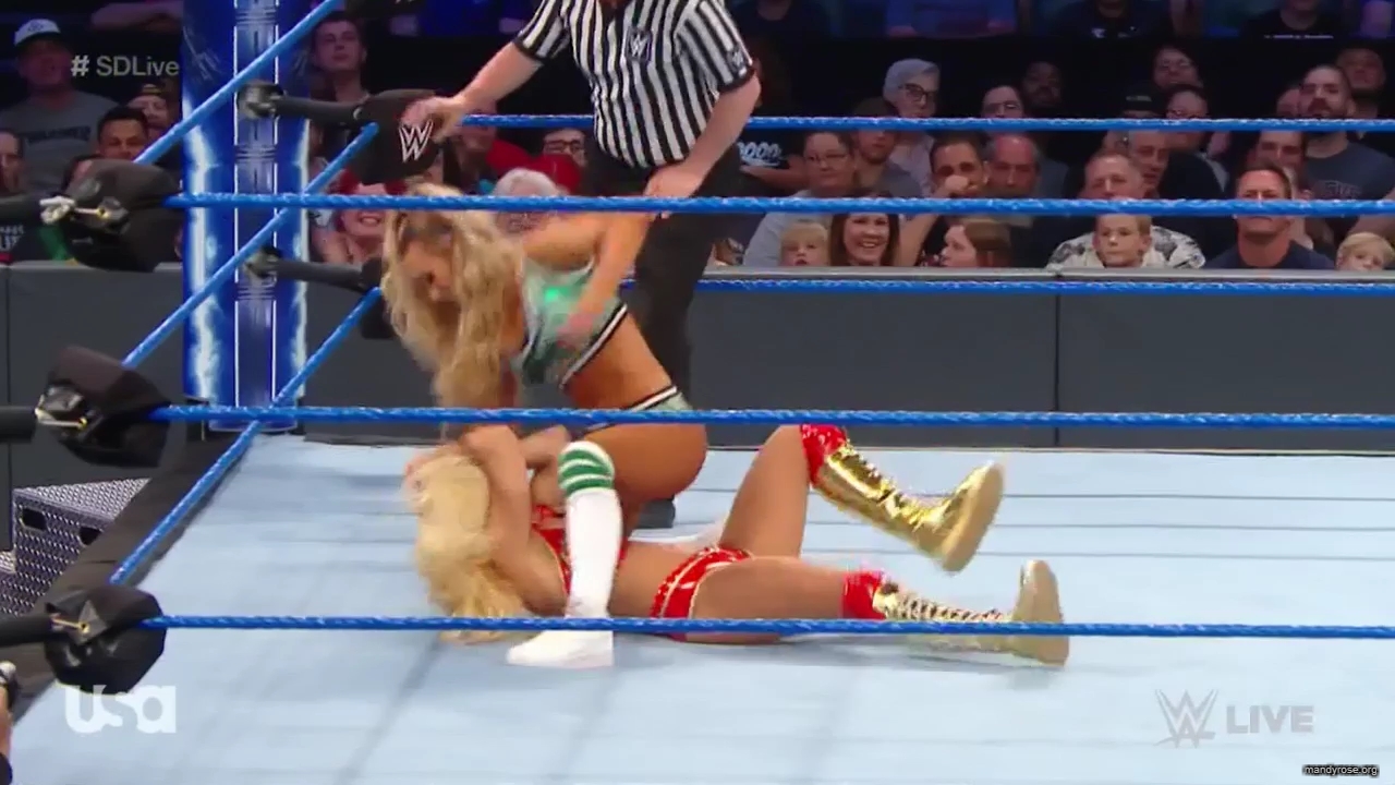 WWE_SmackDown_Live_2019_05_28_720p_HDTV_x264-NWCHD_mp41128.jpg