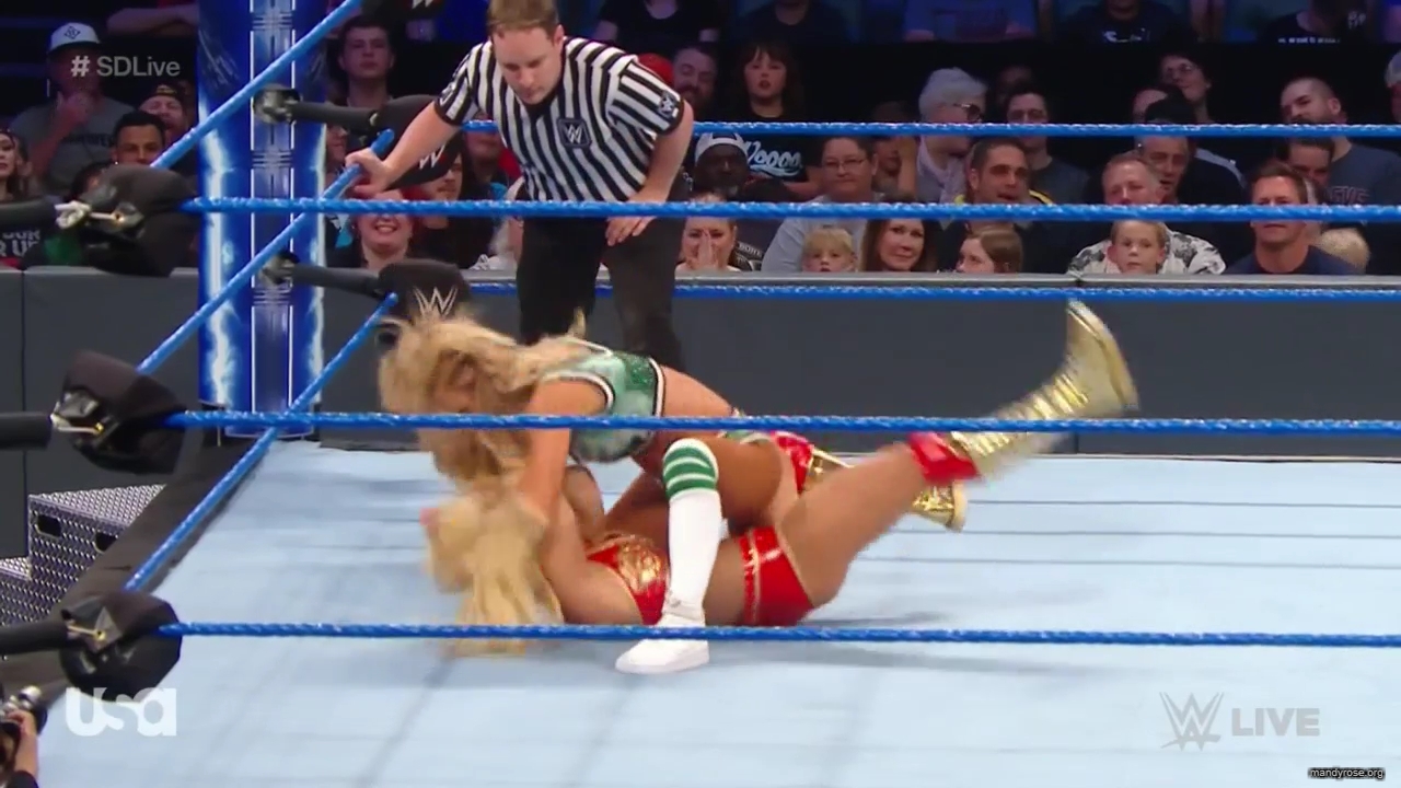 WWE_SmackDown_Live_2019_05_28_720p_HDTV_x264-NWCHD_mp41130.jpg