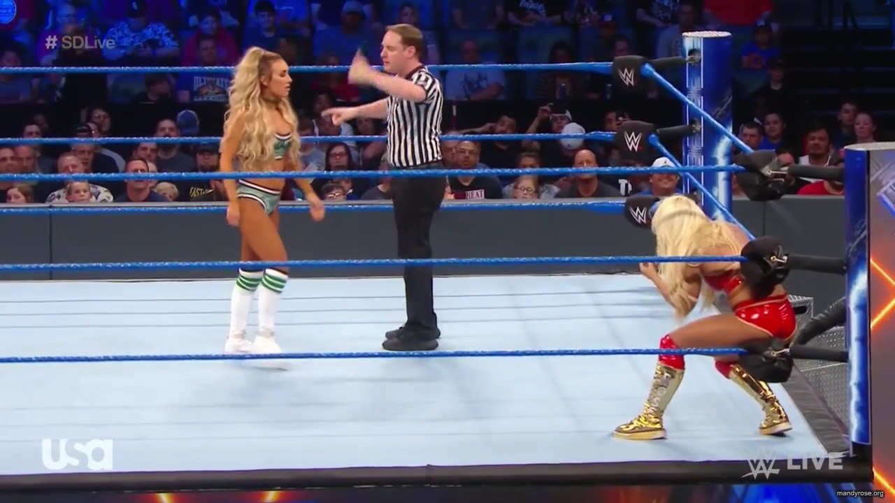 WWE_SmackDown_Live_2019_05_28_720p_HDTV_x264-NWCHD_mp41146.jpg