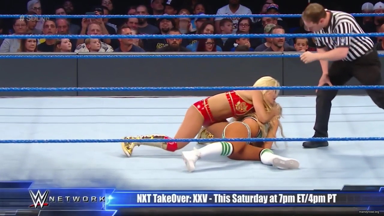 WWE_SmackDown_Live_2019_05_28_720p_HDTV_x264-NWCHD_mp41187.jpg