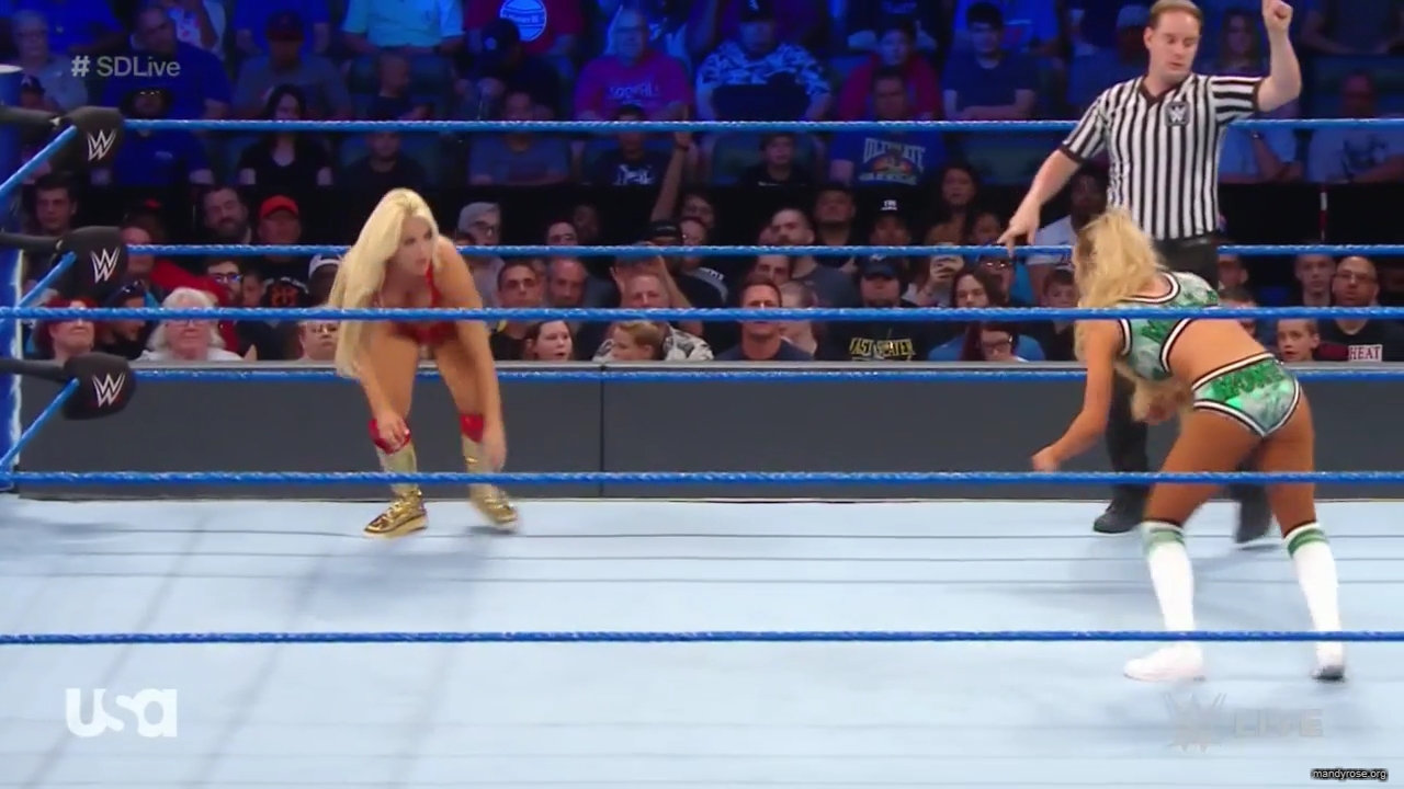 WWE_SmackDown_Live_2019_05_28_720p_HDTV_x264-NWCHD_mp41209.jpg