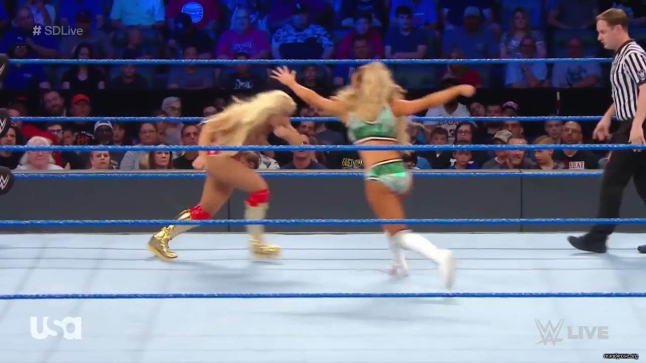 WWE_SmackDown_Live_2019_05_28_720p_HDTV_x264-NWCHD_mp41210.jpg