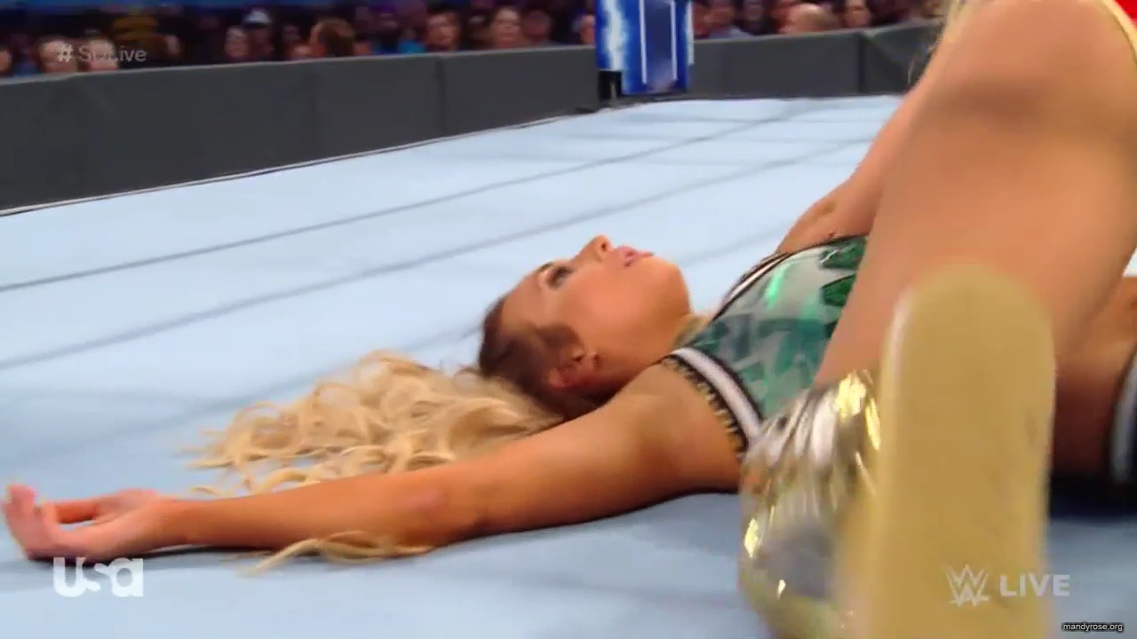 WWE_SmackDown_Live_2019_05_28_720p_HDTV_x264-NWCHD_mp41215.jpg