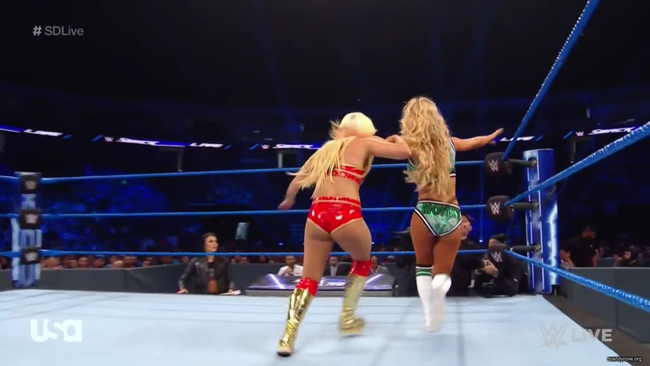 WWE_SmackDown_Live_2019_05_28_720p_HDTV_x264-NWCHD_mp41242.jpg