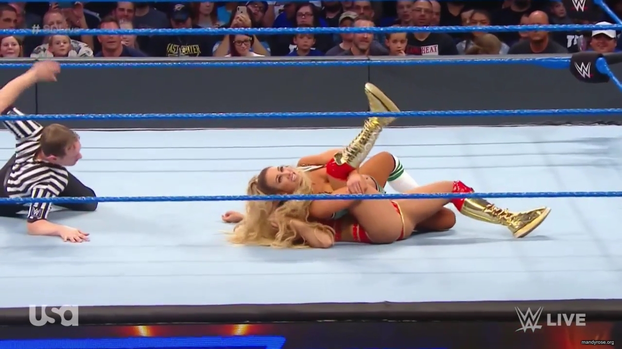 WWE_SmackDown_Live_2019_05_28_720p_HDTV_x264-NWCHD_mp41255.jpg