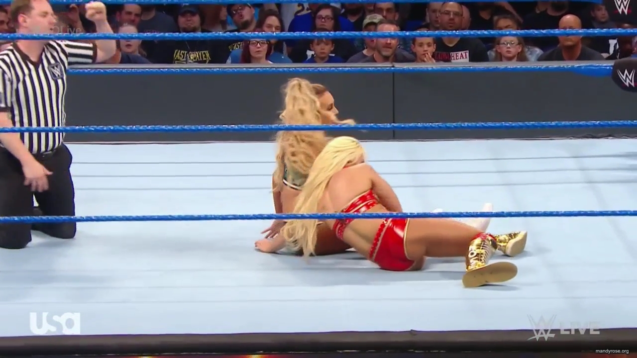 WWE_SmackDown_Live_2019_05_28_720p_HDTV_x264-NWCHD_mp41257.jpg