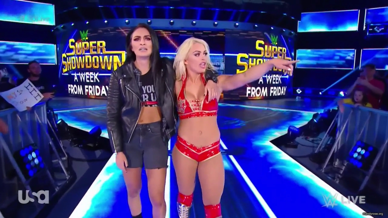 WWE_SmackDown_Live_2019_05_28_720p_HDTV_x264-NWCHD_mp41306.jpg