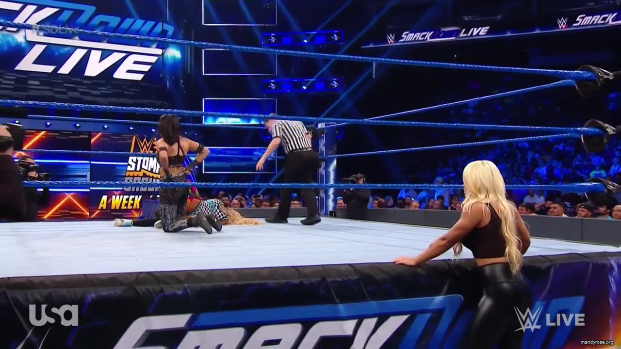 WWE_SmackDown_Live_2019_06_11_720p_HDTV_x264-NWCHD_mp40523.jpg