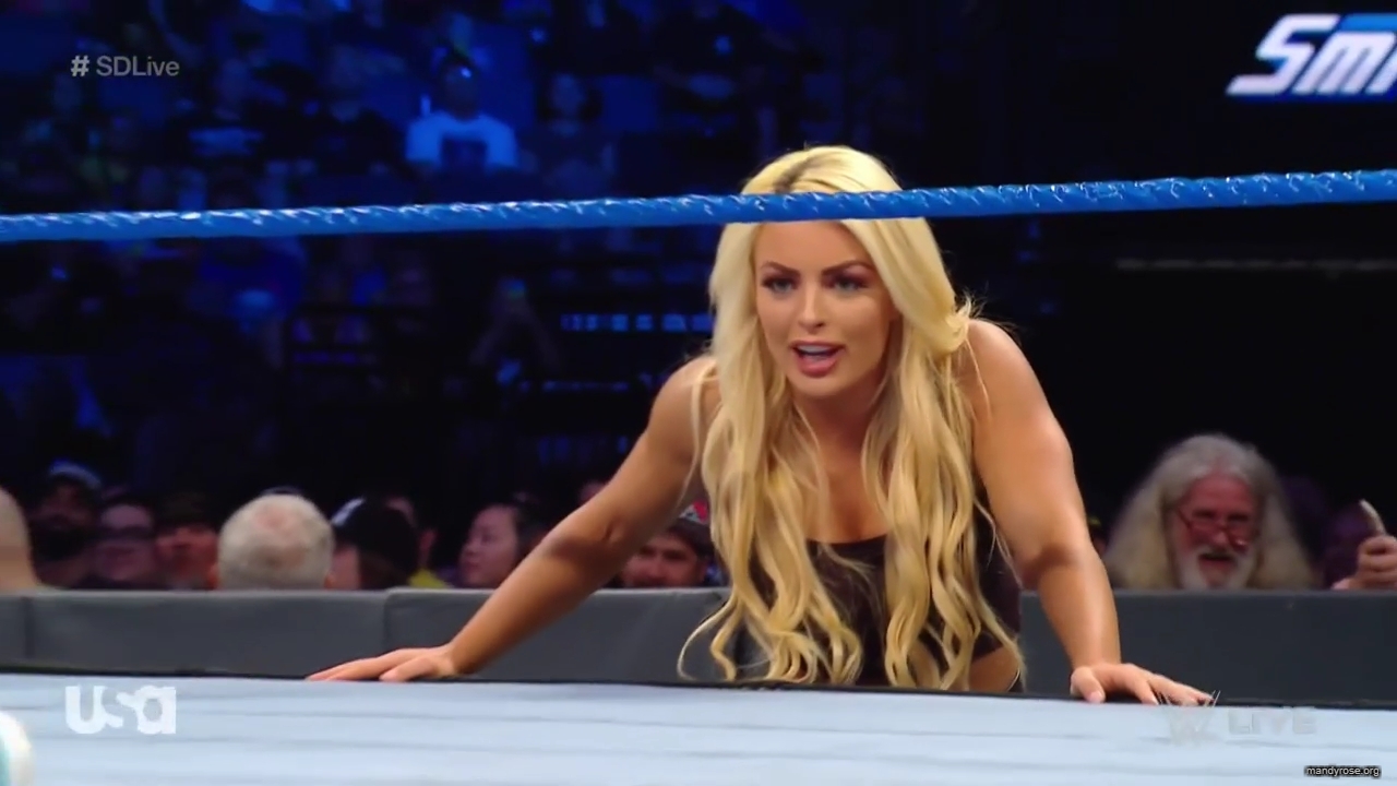 WWE_SmackDown_Live_2019_06_11_720p_HDTV_x264-NWCHD_mp40563.jpg