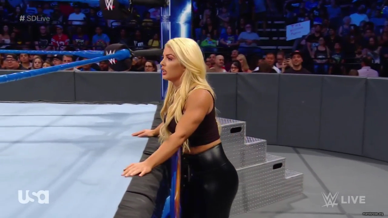 WWE_SmackDown_Live_2019_06_11_720p_HDTV_x264-NWCHD_mp40596.jpg