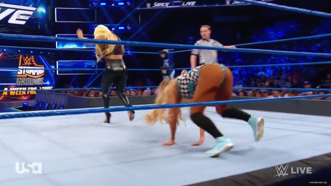 WWE_SmackDown_Live_2019_06_11_720p_HDTV_x264-NWCHD_mp40641.jpg