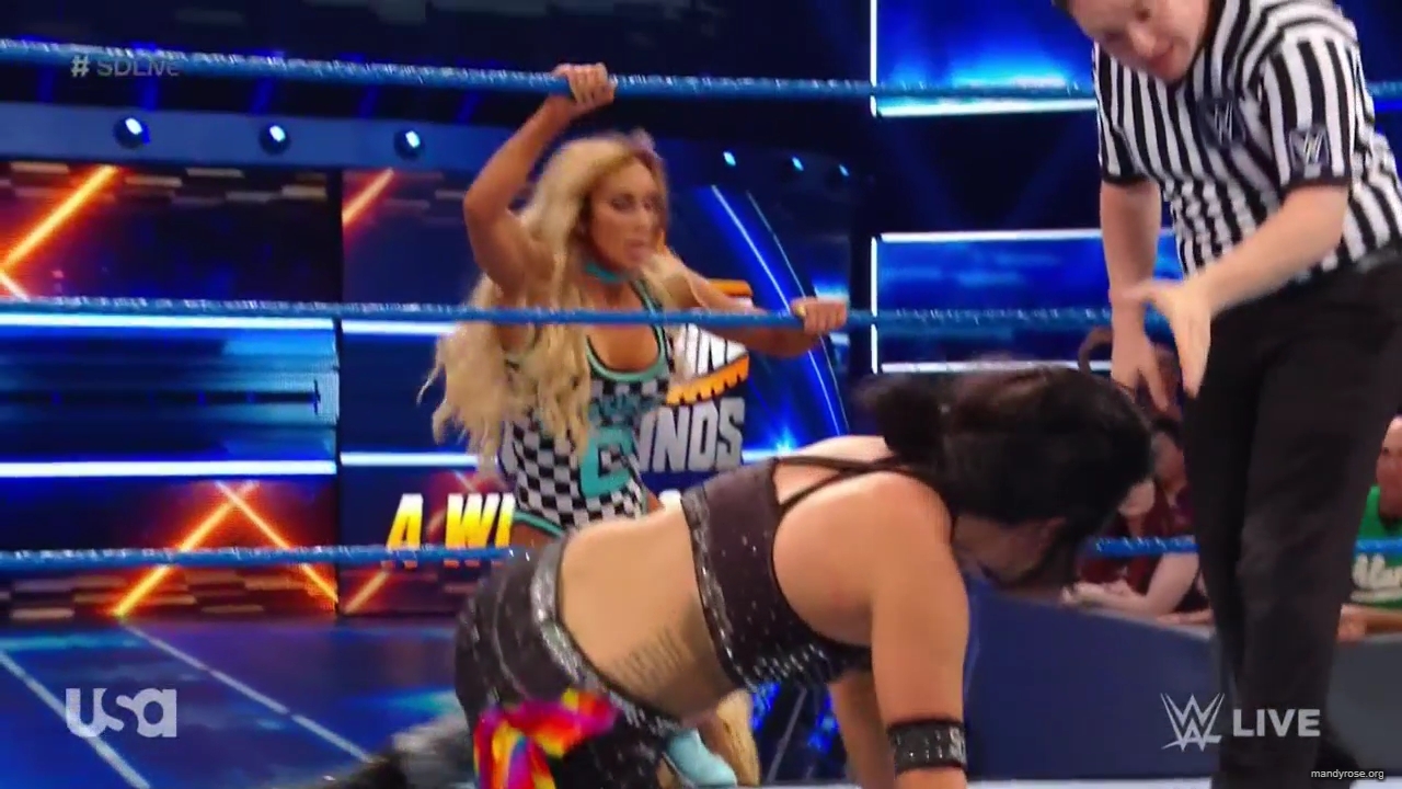 WWE_SmackDown_Live_2019_06_11_720p_HDTV_x264-NWCHD_mp40681.jpg