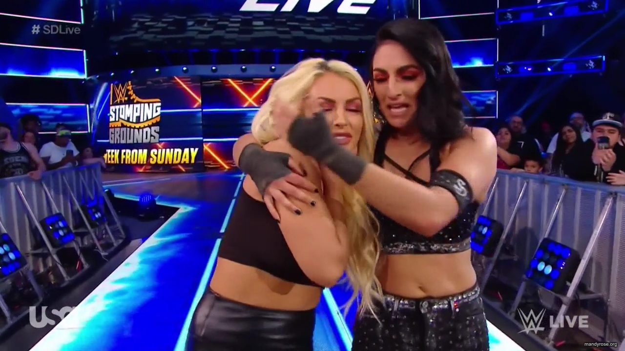 WWE_SmackDown_Live_2019_06_11_720p_HDTV_x264-NWCHD_mp40723.jpg