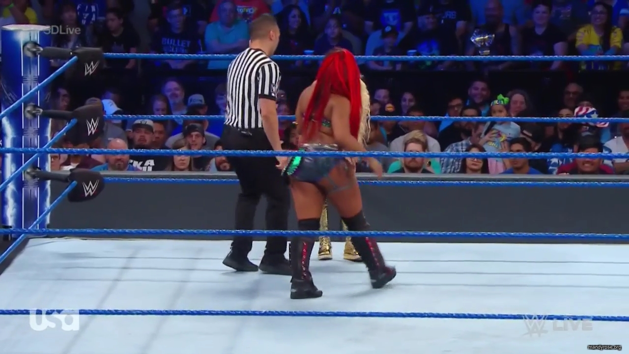 WWE_SmackDown_Live_2019_07_02_720p_HDTV_x264-NWCHD_mp40032.jpg