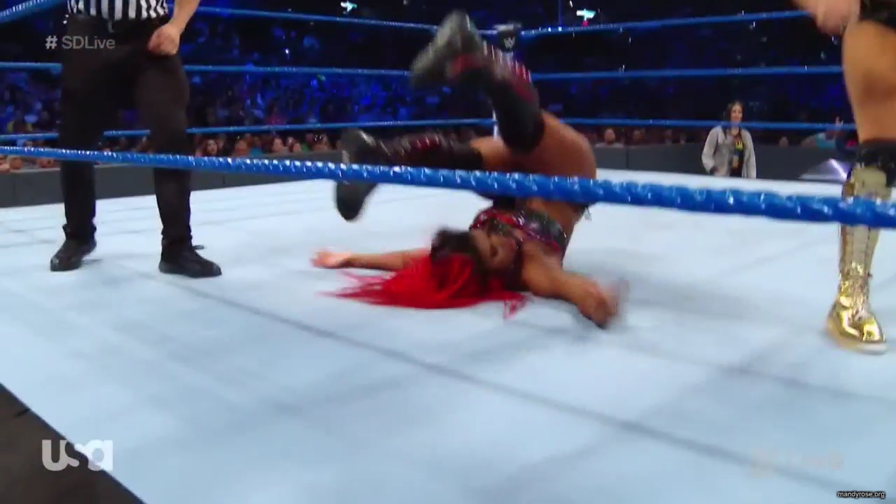 WWE_SmackDown_Live_2019_07_02_720p_HDTV_x264-NWCHD_mp40083.jpg