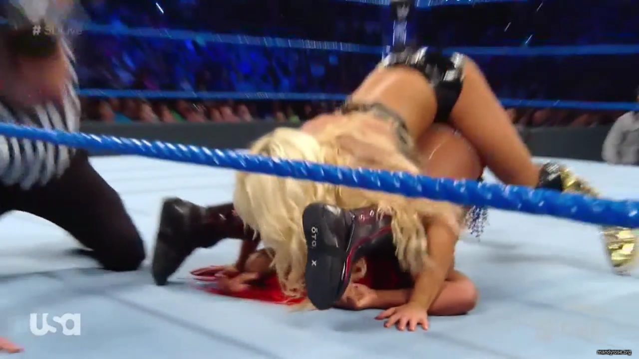 WWE_SmackDown_Live_2019_07_02_720p_HDTV_x264-NWCHD_mp40085.jpg