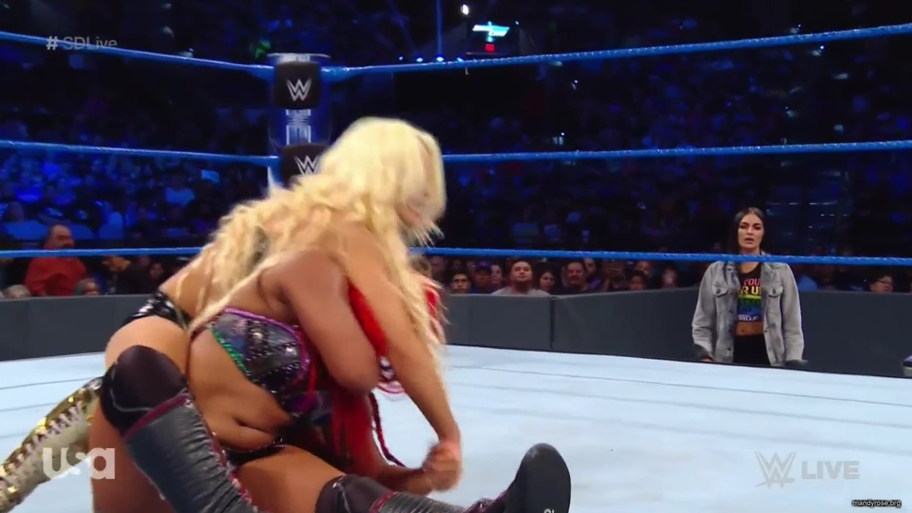 WWE_SmackDown_Live_2019_07_02_720p_HDTV_x264-NWCHD_mp40094.jpg