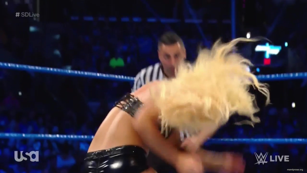WWE_SmackDown_Live_2019_07_02_720p_HDTV_x264-NWCHD_mp40134.jpg