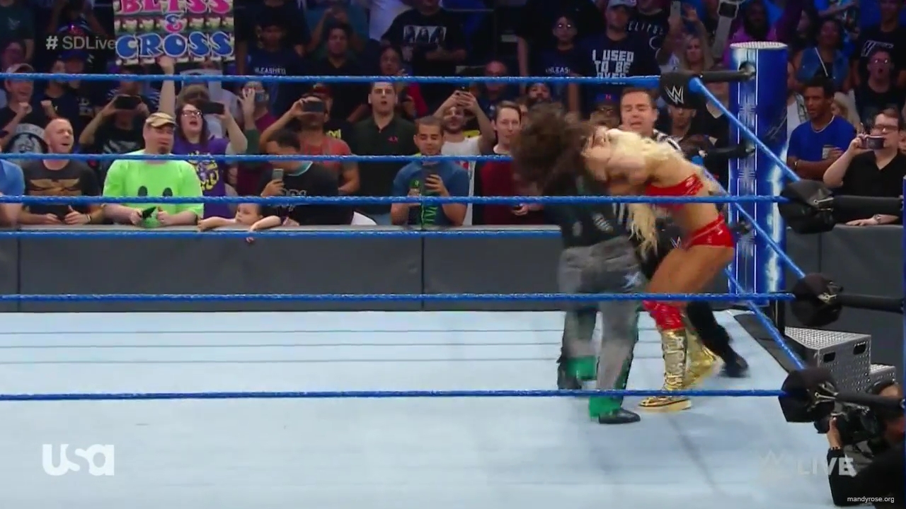 WWE_SmackDown_Live_2019_09_10_720p_HDTV_x264-NWCHD_mp40186.jpg