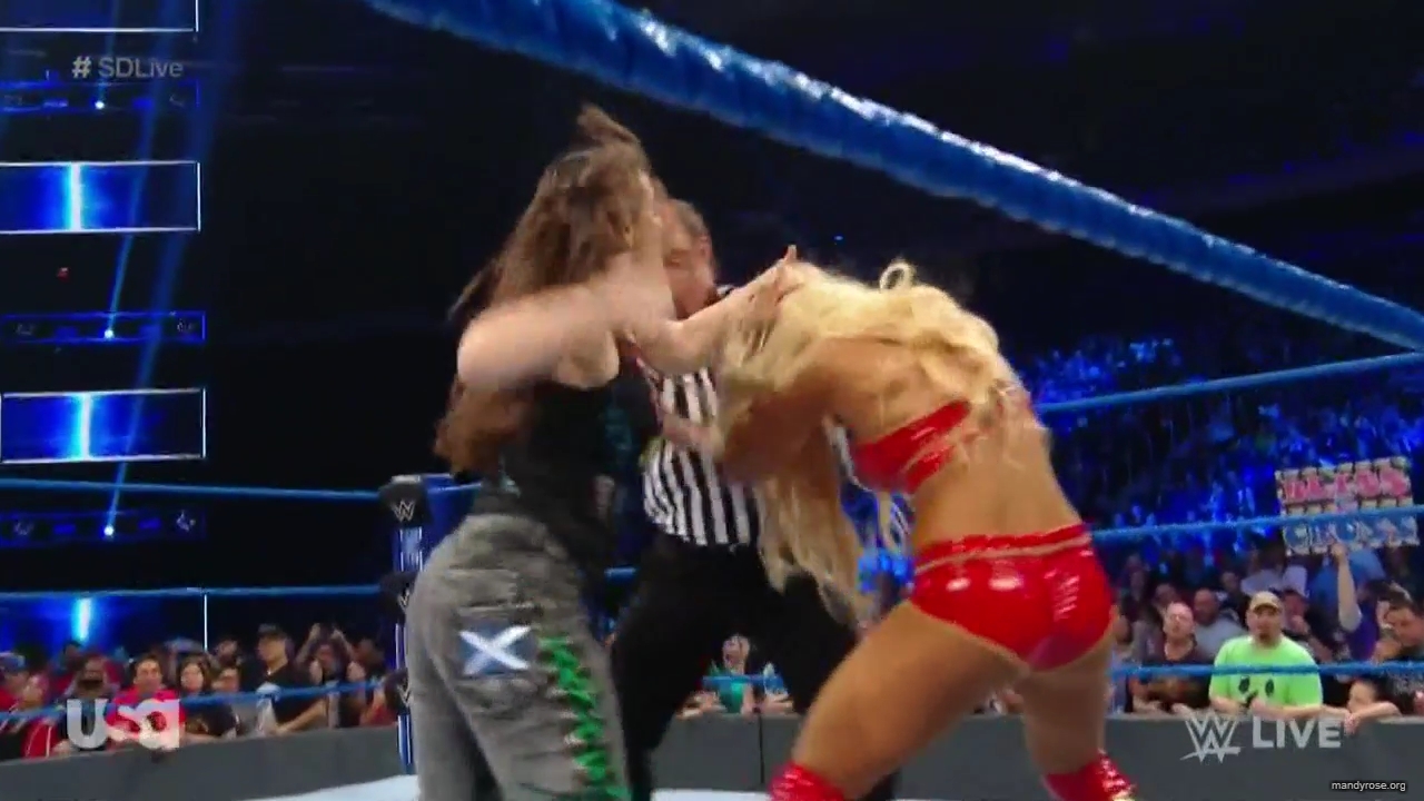 WWE_SmackDown_Live_2019_09_10_720p_HDTV_x264-NWCHD_mp40187.jpg