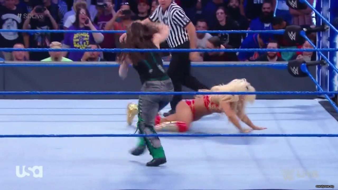 WWE_SmackDown_Live_2019_09_10_720p_HDTV_x264-NWCHD_mp40200.jpg