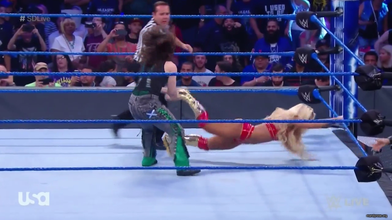 WWE_SmackDown_Live_2019_09_10_720p_HDTV_x264-NWCHD_mp40202.jpg