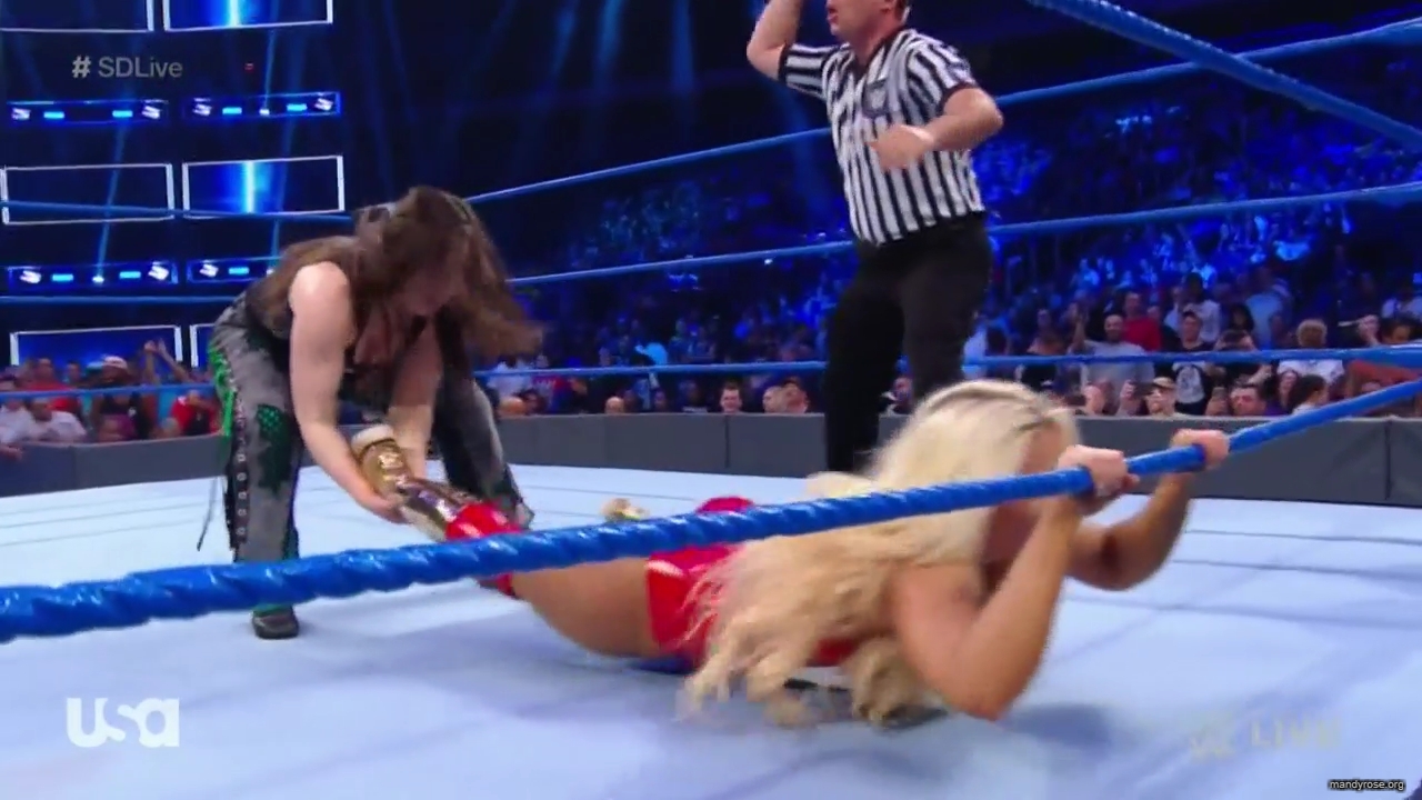 WWE_SmackDown_Live_2019_09_10_720p_HDTV_x264-NWCHD_mp40204.jpg