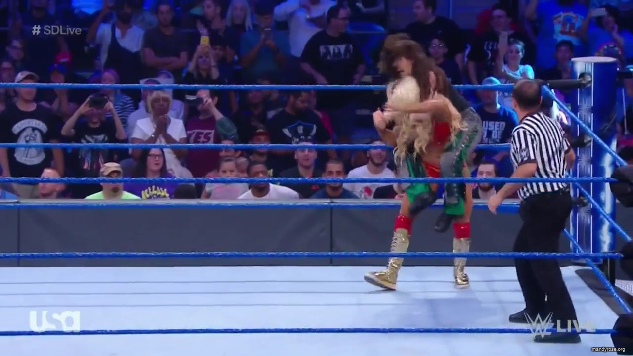 WWE_SmackDown_Live_2019_09_10_720p_HDTV_x264-NWCHD_mp40216.jpg