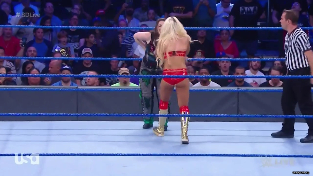 WWE_SmackDown_Live_2019_09_10_720p_HDTV_x264-NWCHD_mp40225.jpg