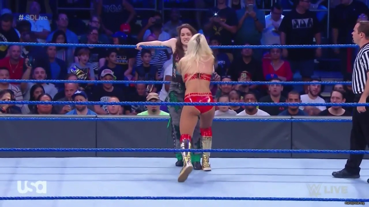 WWE_SmackDown_Live_2019_09_10_720p_HDTV_x264-NWCHD_mp40226.jpg