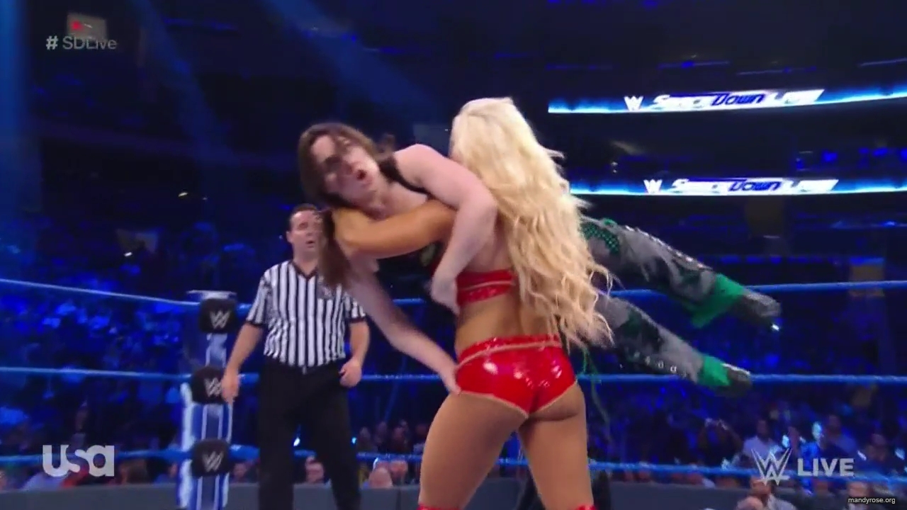 WWE_SmackDown_Live_2019_09_10_720p_HDTV_x264-NWCHD_mp40232.jpg