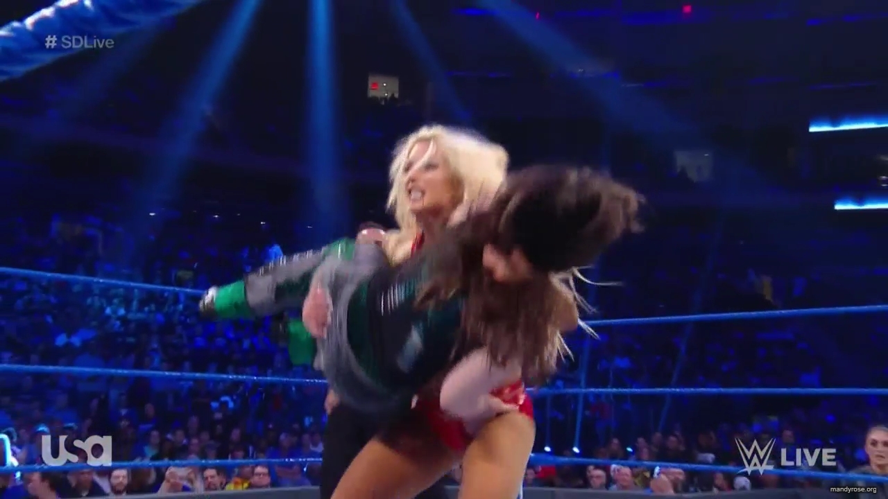 WWE_SmackDown_Live_2019_09_10_720p_HDTV_x264-NWCHD_mp40235.jpg