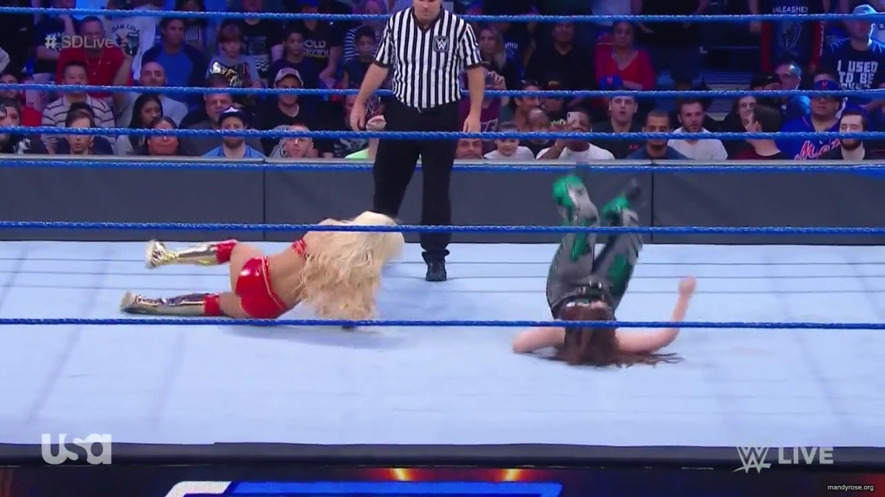 WWE_SmackDown_Live_2019_09_10_720p_HDTV_x264-NWCHD_mp40237.jpg