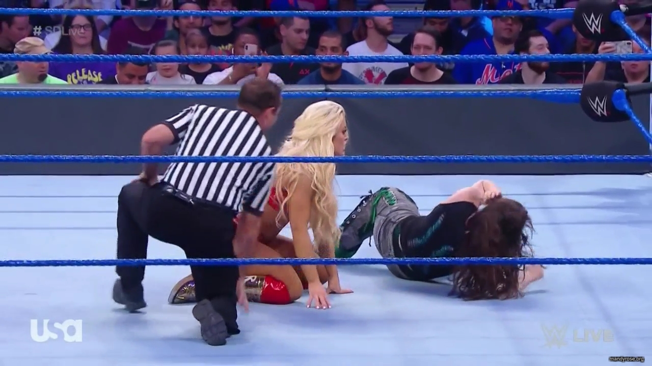 WWE_SmackDown_Live_2019_09_10_720p_HDTV_x264-NWCHD_mp40247.jpg