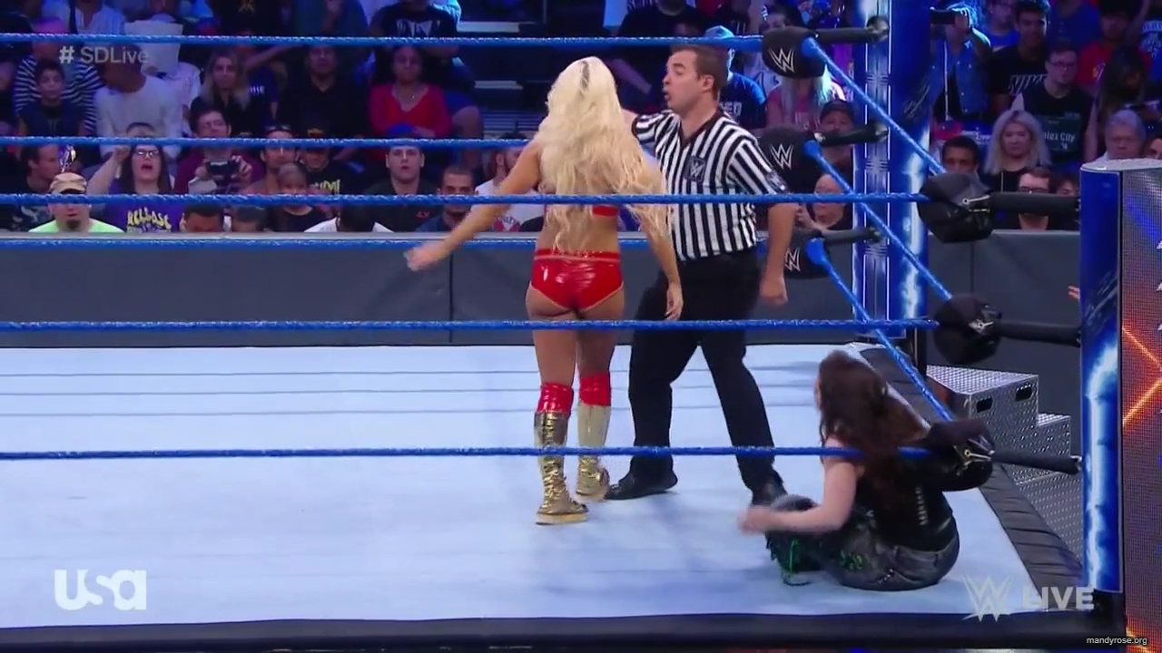 WWE_SmackDown_Live_2019_09_10_720p_HDTV_x264-NWCHD_mp40258.jpg