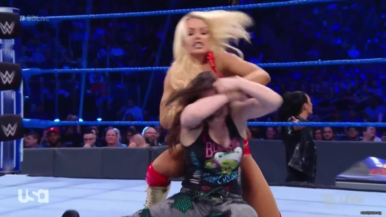 WWE_SmackDown_Live_2019_09_10_720p_HDTV_x264-NWCHD_mp40271.jpg