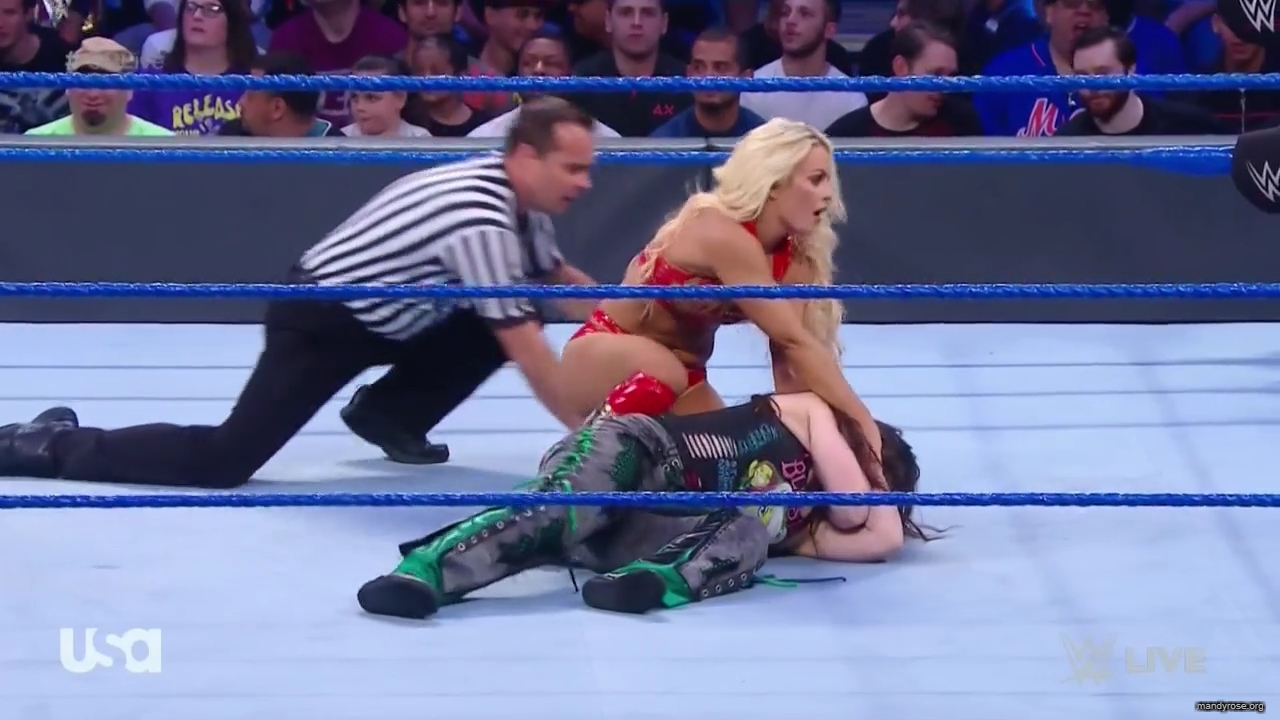 WWE_SmackDown_Live_2019_09_10_720p_HDTV_x264-NWCHD_mp40279.jpg