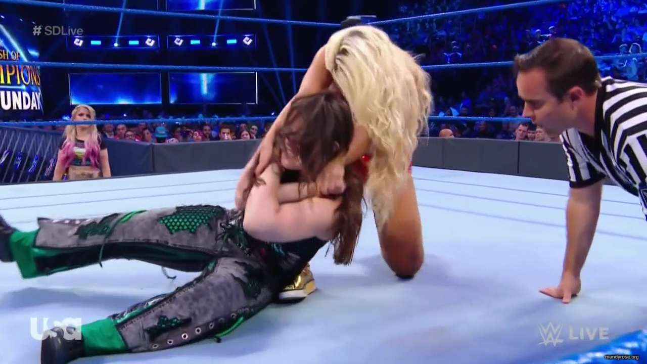 WWE_SmackDown_Live_2019_09_10_720p_HDTV_x264-NWCHD_mp40307.jpg