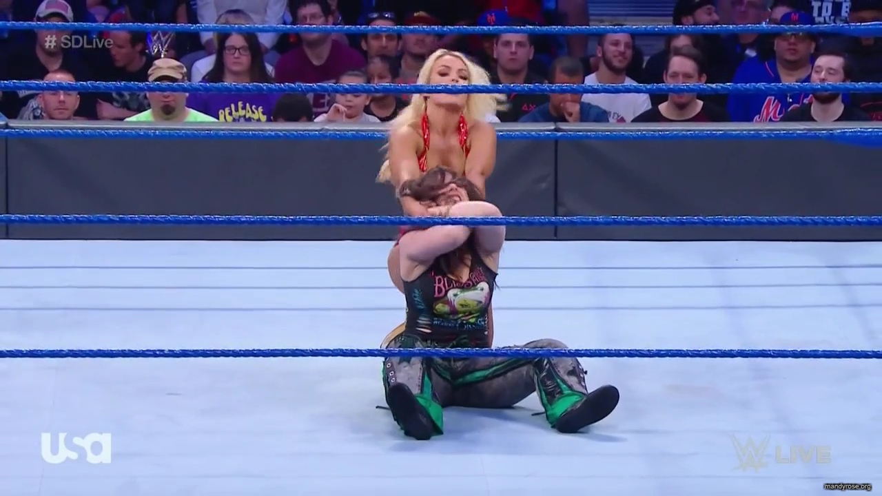 WWE_SmackDown_Live_2019_09_10_720p_HDTV_x264-NWCHD_mp40310.jpg