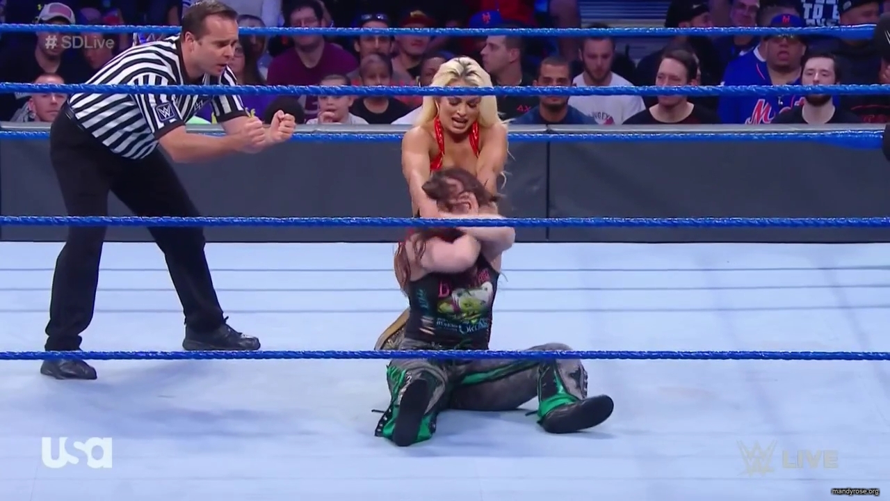 WWE_SmackDown_Live_2019_09_10_720p_HDTV_x264-NWCHD_mp40314.jpg