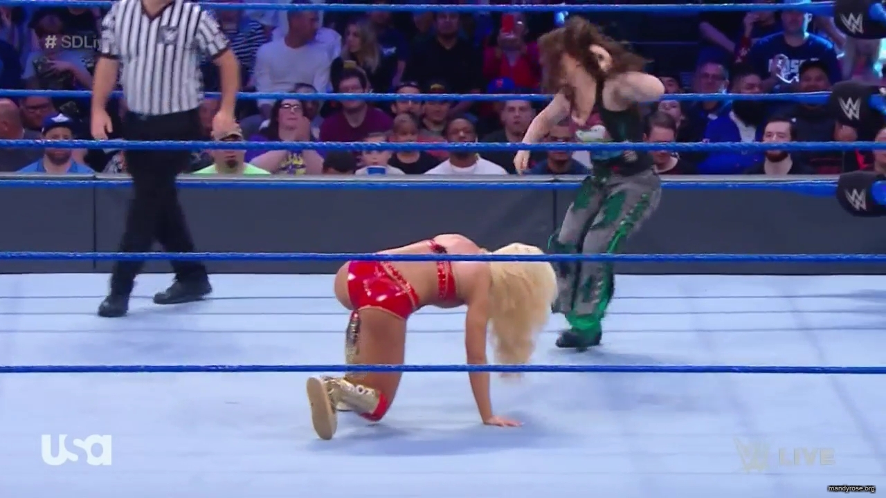 WWE_SmackDown_Live_2019_09_10_720p_HDTV_x264-NWCHD_mp40321.jpg