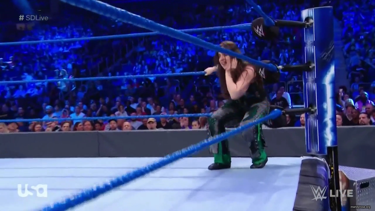 WWE_SmackDown_Live_2019_09_10_720p_HDTV_x264-NWCHD_mp40323.jpg