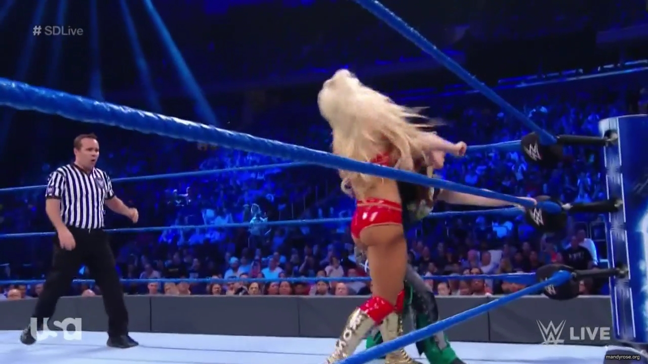 WWE_SmackDown_Live_2019_09_10_720p_HDTV_x264-NWCHD_mp40324.jpg