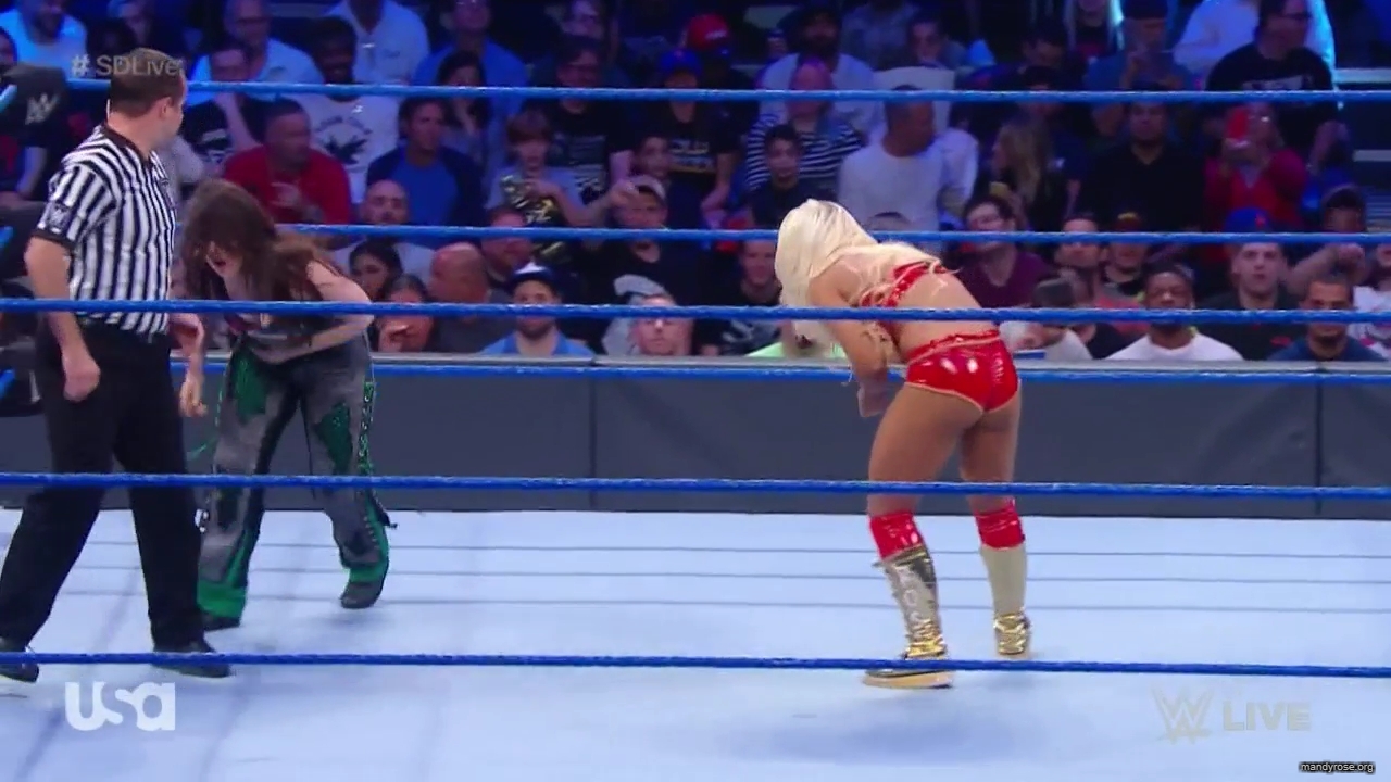 WWE_SmackDown_Live_2019_09_10_720p_HDTV_x264-NWCHD_mp40330.jpg