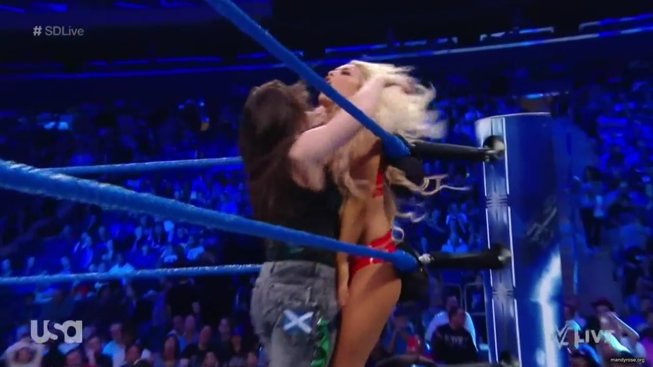 WWE_SmackDown_Live_2019_09_10_720p_HDTV_x264-NWCHD_mp40358.jpg