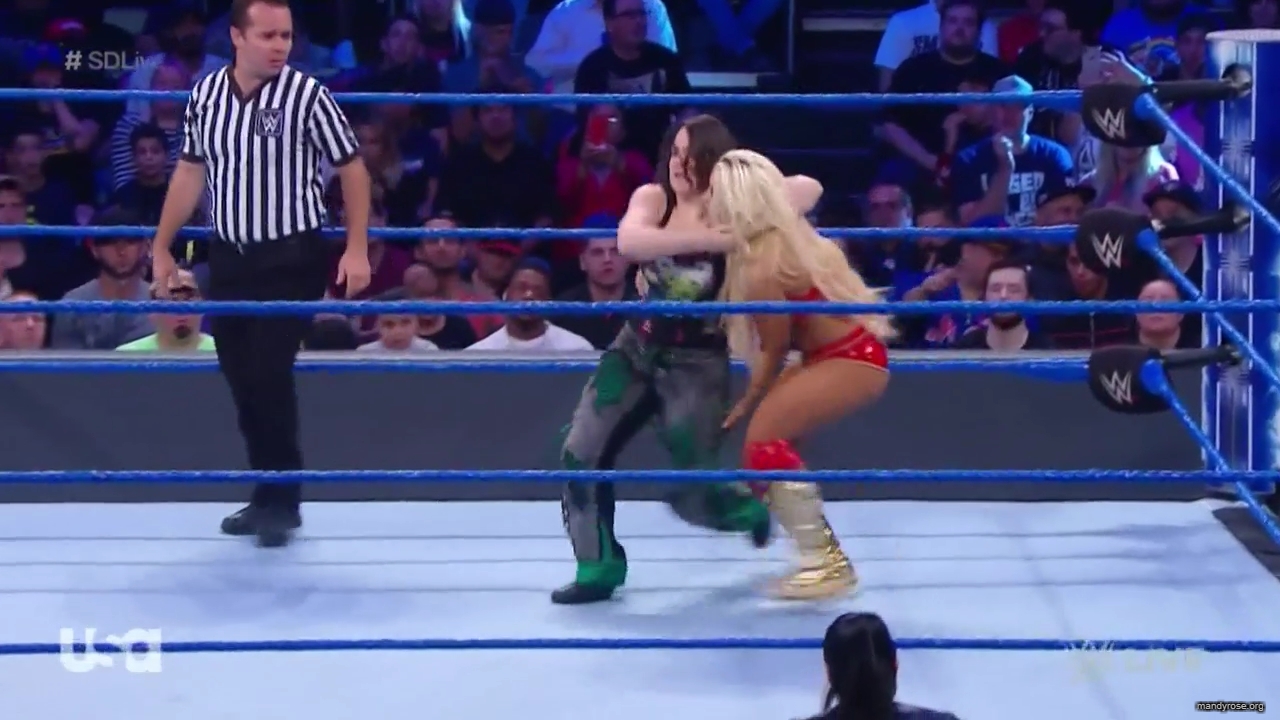 WWE_SmackDown_Live_2019_09_10_720p_HDTV_x264-NWCHD_mp40360.jpg