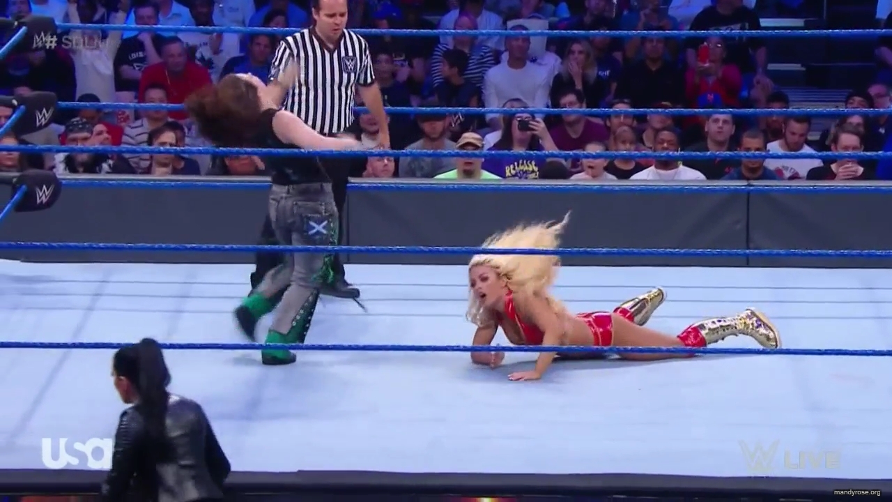 WWE_SmackDown_Live_2019_09_10_720p_HDTV_x264-NWCHD_mp40365.jpg